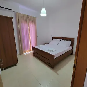 Aparthotel Pasqyra, Ksamil