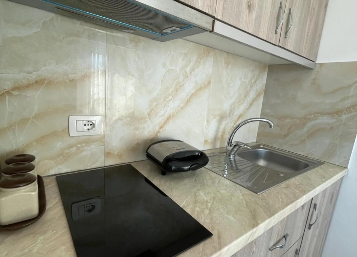 Gardenview Retreat Apartment Ksamil